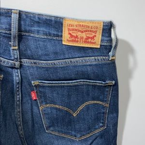 Levis High Waisted Skinny Jeans